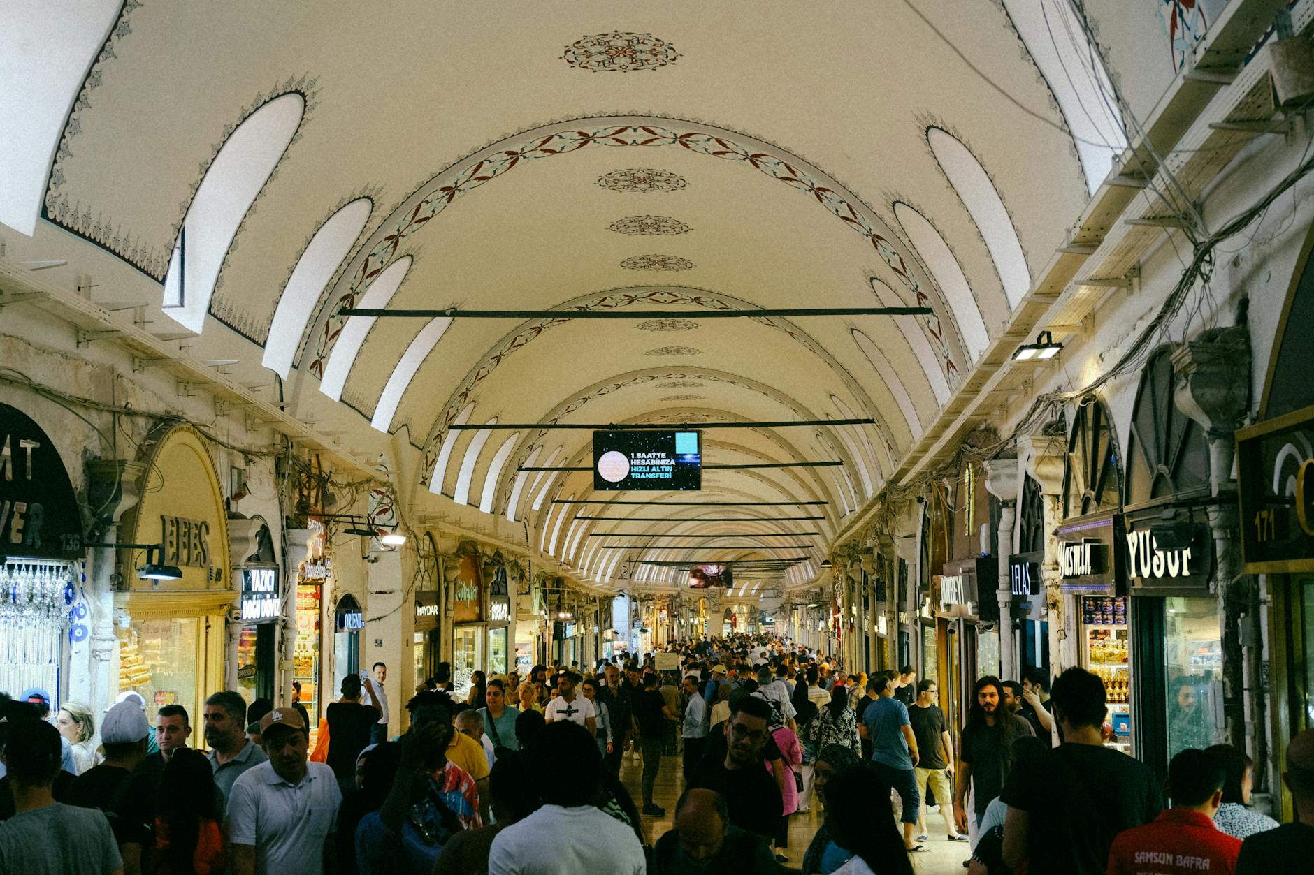 DMO Stakeholder Management: How to Report Marketing Impact to Funders and Partners