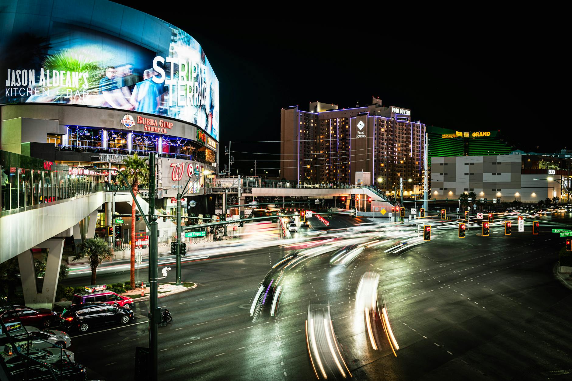How to Sell Las Vegas: A Travel Agent's Destination Selling Guide